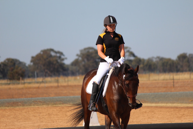 Rustic Guest Katie Attwood – One Foot in the&nbsp;Stirrup